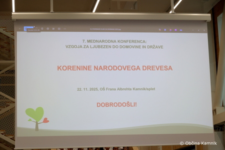 V Kamniku konferenca o ljubezni do domovine in prihodnosti mladih (1)